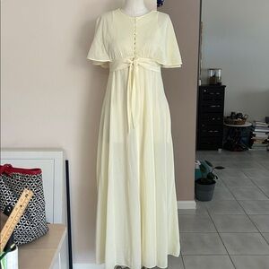 Blanche by Ralph Montenero Cream nightgown slip size small front button maxi VTG